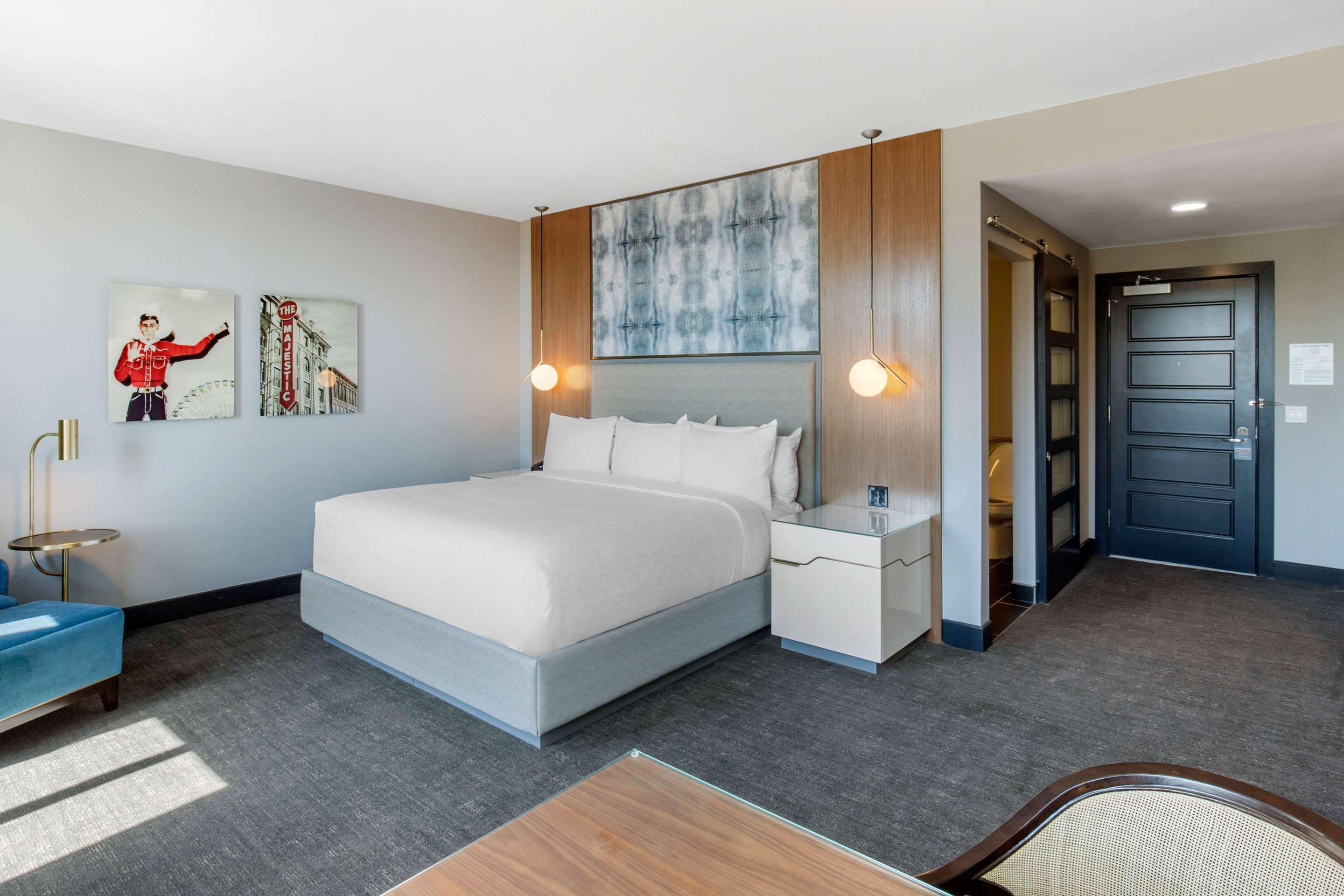 Renaissance Saint Elm Dallas Downtown Hotel Exterior foto